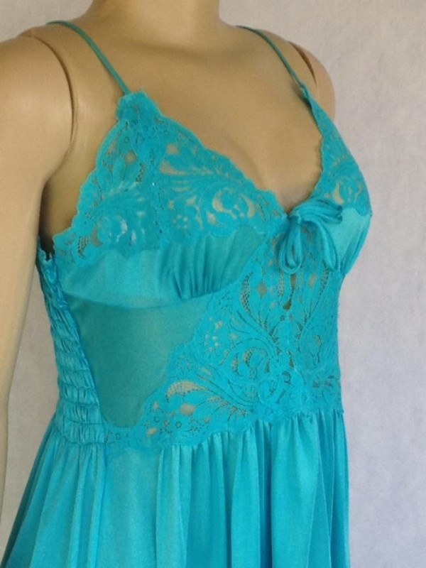 ROBE LILY OF FRANCE E CAMISOLA