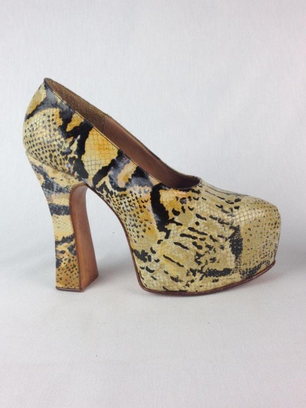 SAPATO FERNANDO PIRES PUMP