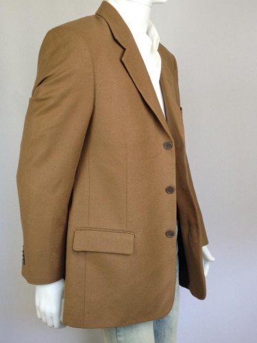 BLAZER AKKAR DE LÃ