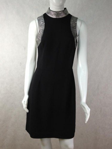 VESTIDO COM STRASS