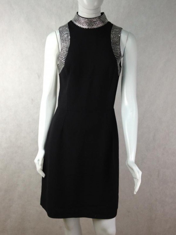 VESTIDO COM STRASS