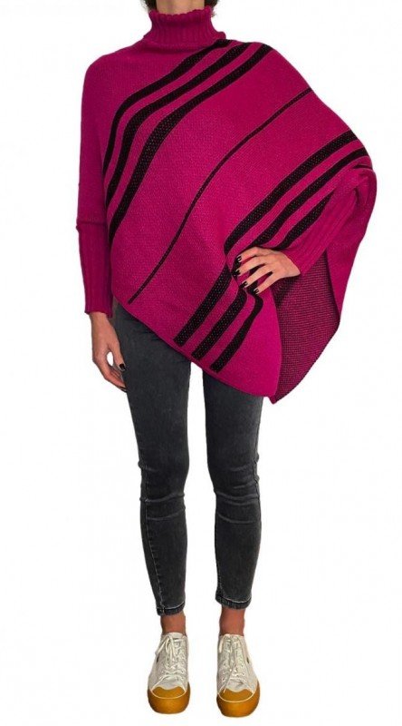 PONCHO DE TRICOT