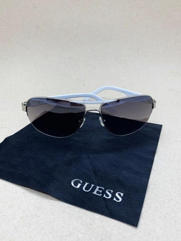 ÓCULOS GUESS GU6796