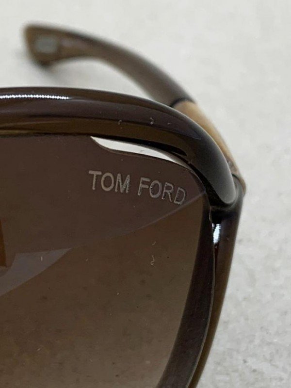 ÓCULOS TOM FORD WHITNEY TF9 DEGRADÉ MARROM