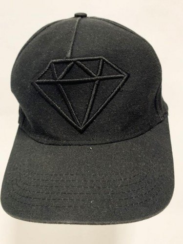 BONÉ DIAMOND SUPPLY LOGO SNAPBACK