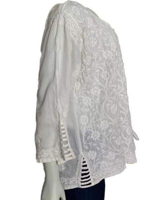 BLUSA/BATA BORDADA
