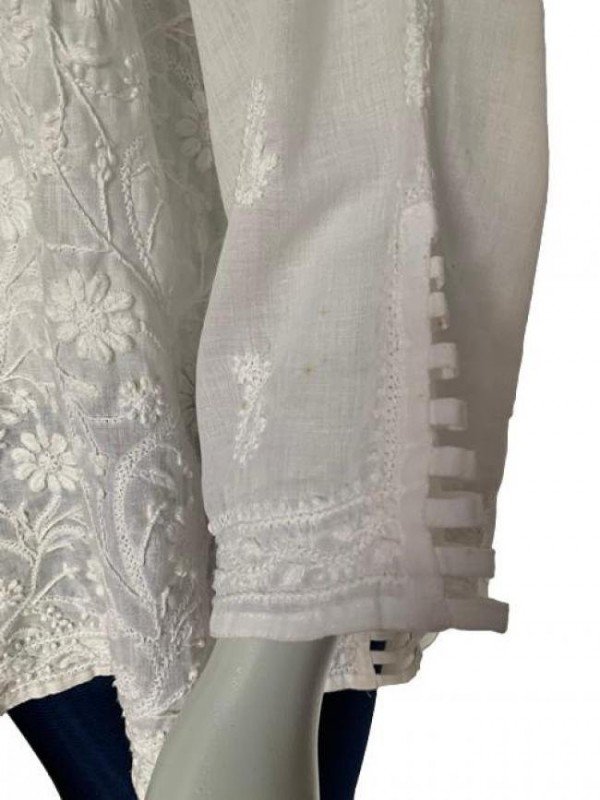 BLUSA/BATA BORDADA