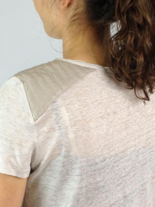 CAMISETA ZARA DE LINHO COM OMBREIRAS