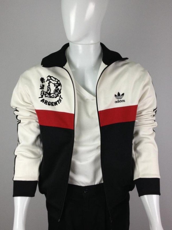 ABRIGO ADIDAS COM LISTRAS