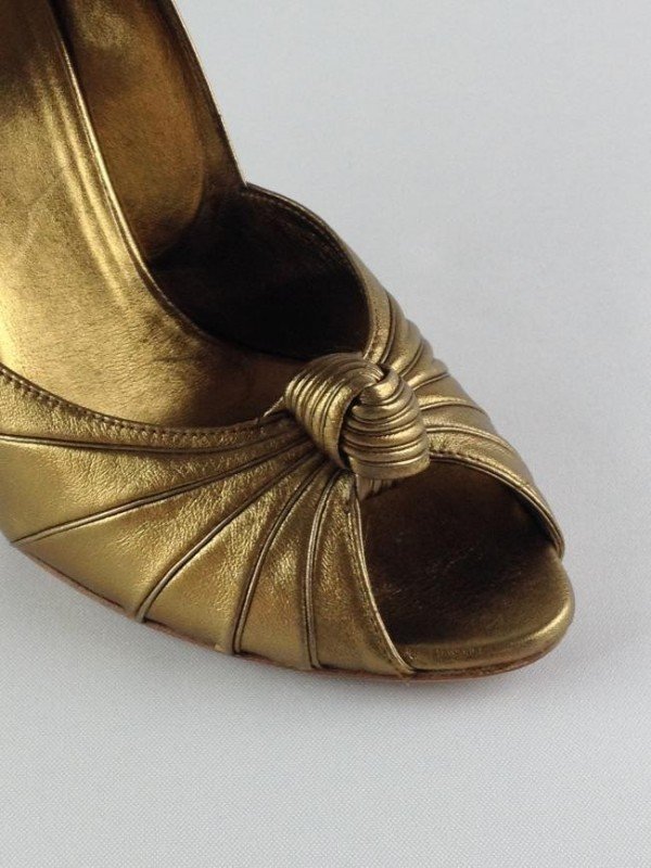 SAPATO GUCCI DOURADO